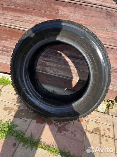 Yokohama Ice Guard F700Z 215/60 R16 95Q