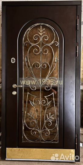 Входная металлическая дверь