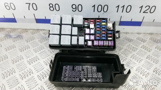 Блок предохранителей chevrolet nubira (CSE09M101)
