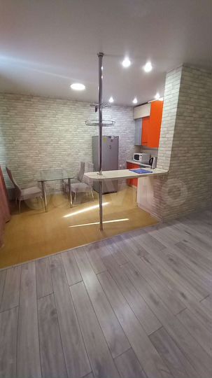 2-к. квартира, 68 м², 3/9 эт.