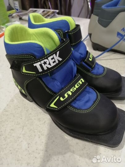 Лыжные ботинки