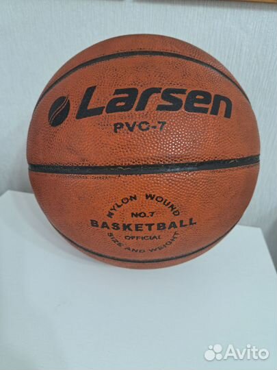 Баскетбольный мяч