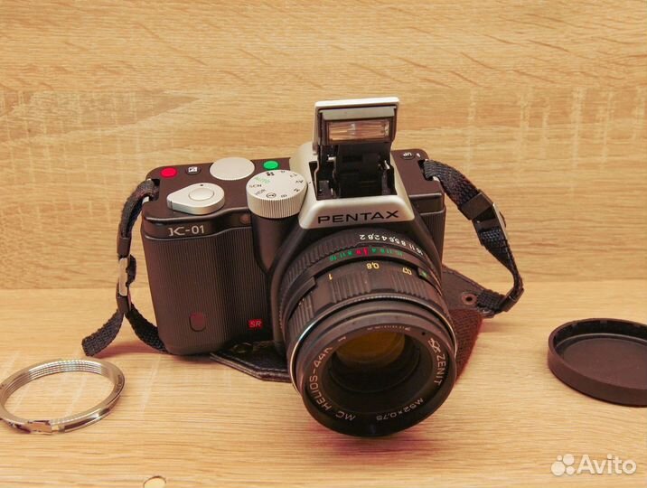 Pentax k-01 в отличном состоянии