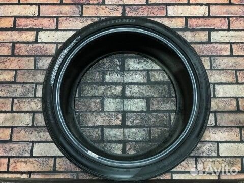 Sumitomo HTR Z III 255/35 R20 97Y