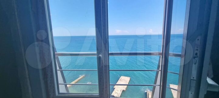 Апартаменты-студия, 61 м², 10/10 эт.