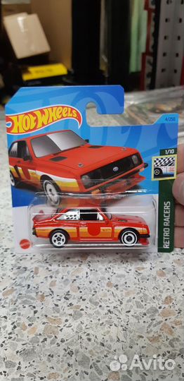 Модель Hot Wheels Ford Escort RS2000. -2023