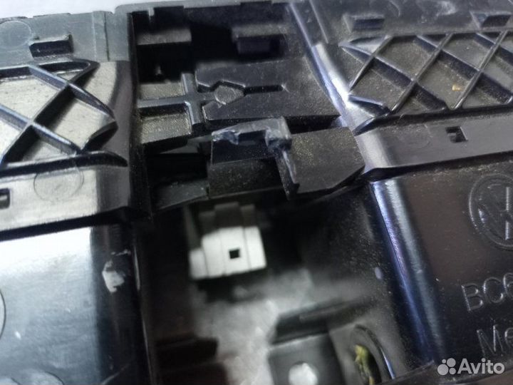 Дефлектор воздушный передний Volkswagen Jetta clra