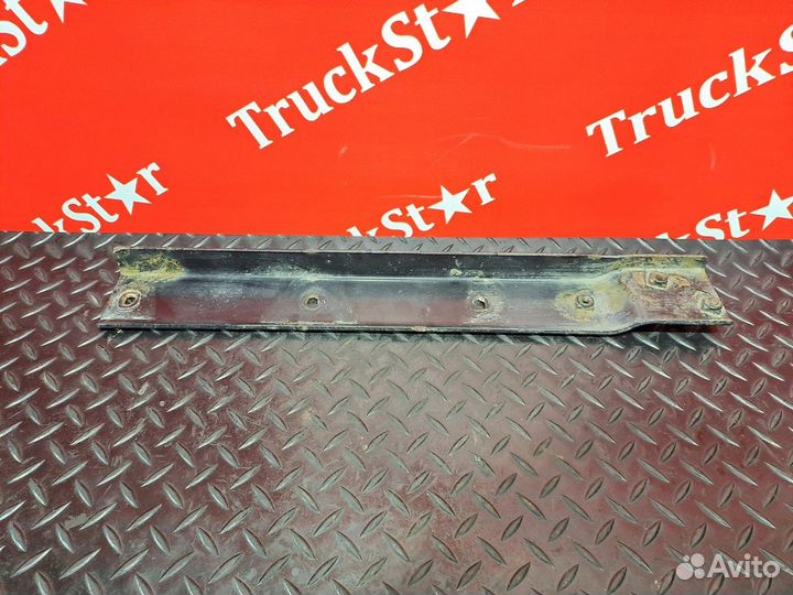 Кронштейн теплового экрана глушителя