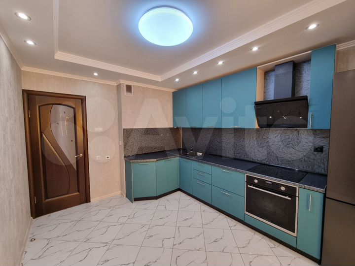 2-к. квартира, 58,7 м², 10/16 эт.