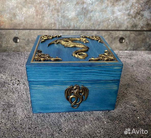 Шкатулка с драконом. Авторская работа. Подарок