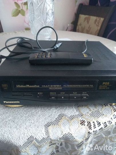 Видеомагнитофон panasonic