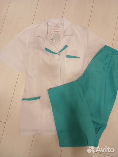Медицинский костюм