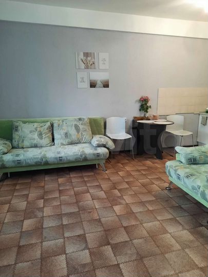 Квартира-студия, 42 м², 3/9 эт.