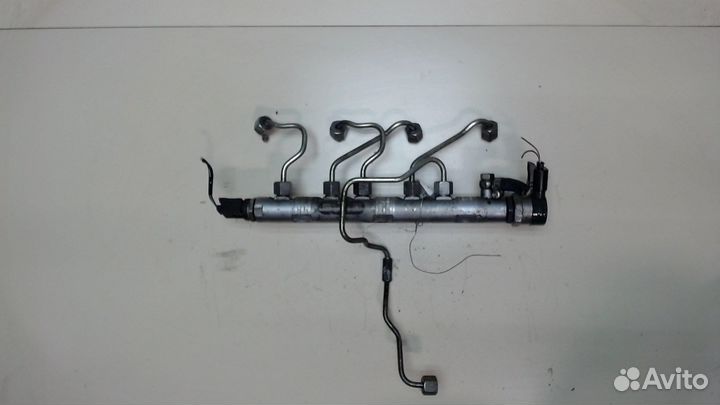 Рампа топливная BMW 5 E60, 2008