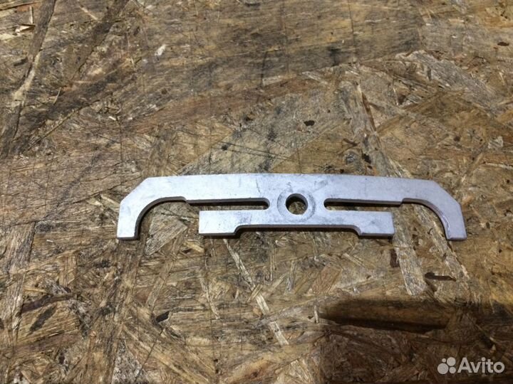 BMW E90 Держатель форсунки N43 с Японии