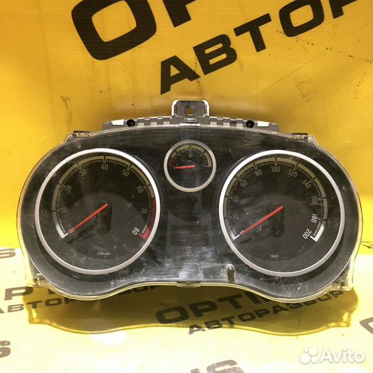 Щиток приборов Opel Corsa D