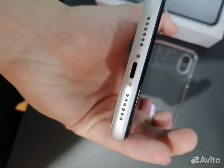 iPhone Xr, 128 ГБ