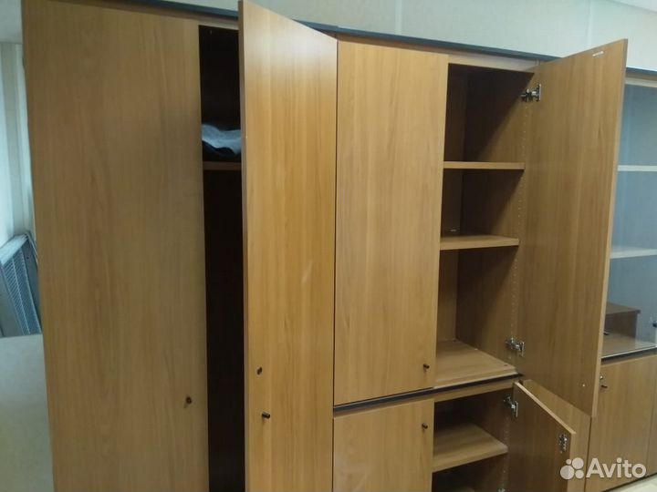 Набор разных шкафов