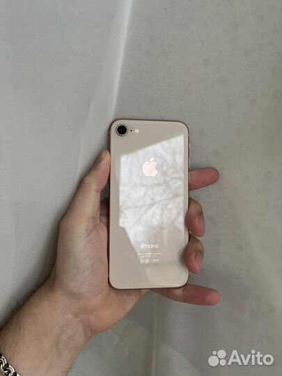 iPhone 8, 128 ГБ