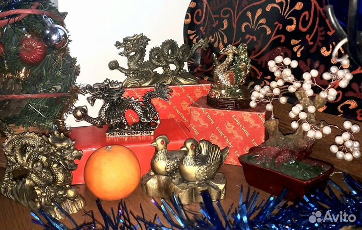 Сувениры интерьерные новые