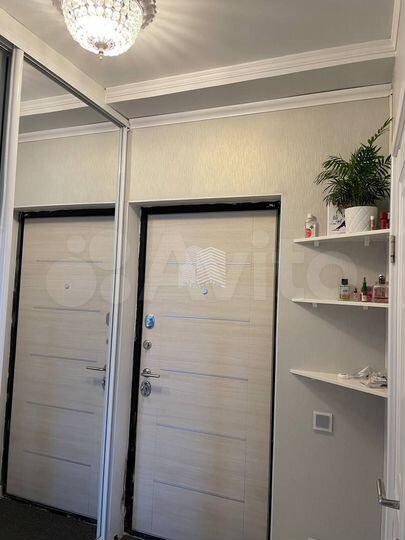 1-к. квартира, 42 м², 1/4 эт.