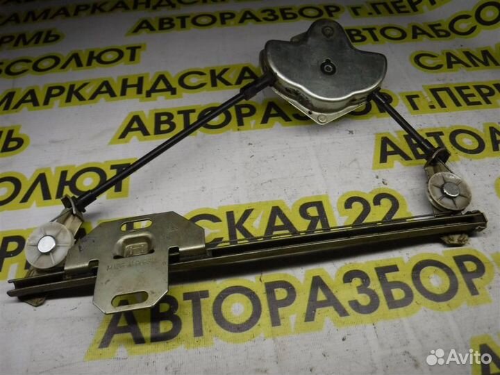 Стеклоподъемник механ. задний правый VAZ LADA Pri