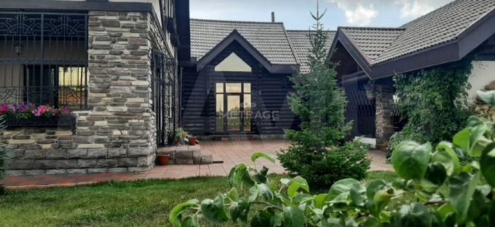 Дом 178 м² на участке 20 сот.