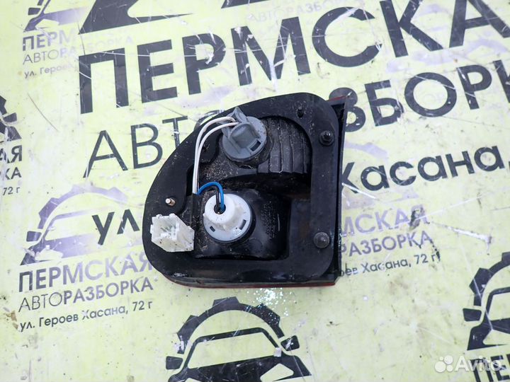 Фонарь задний внутренний Chevrolet Lanos 2004-2010