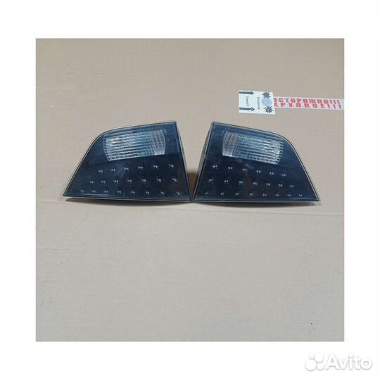 Фонарь в крышку багажника mitsubishi outlander xl