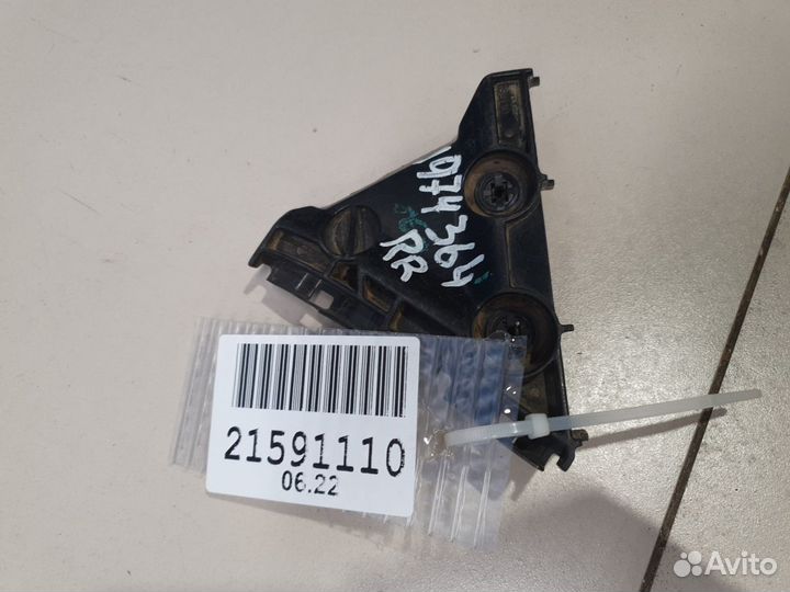 Кронштейн заднего бампера правый Toyota Camry V40 2006-2011