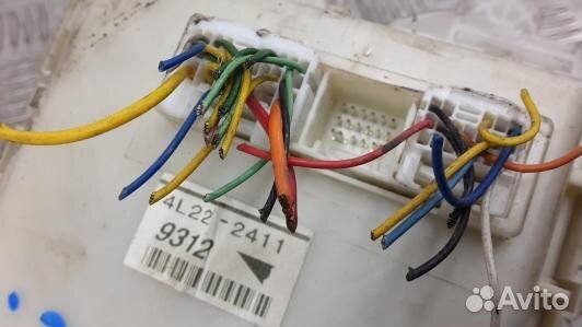 Блок предохранителей toyota prius XW20 (80Z21M102)