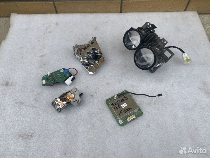 Запчасти для фары Hyundai Tucson 3 LED