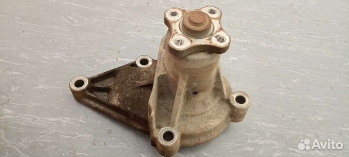 Водяная помпа accent