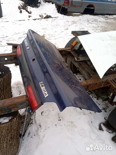 Крышка багажника Renault 19 Europa
