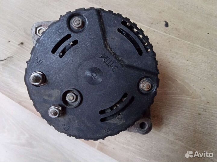 Генератор от нивы 2015 год