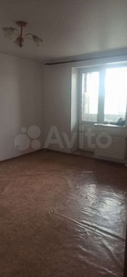 2-к. квартира, 52 м², 3/3 эт.
