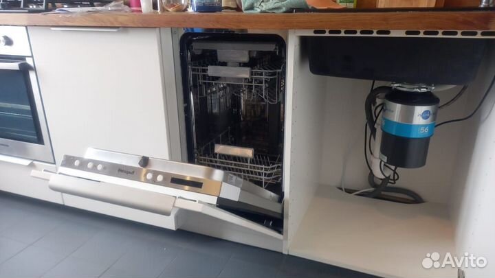 Профессиональный мастер по посудомоечным машинам