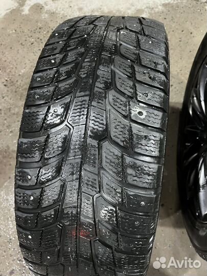 Michelin Latitude X-Ice North 225/55 R18 и 225/55 R18