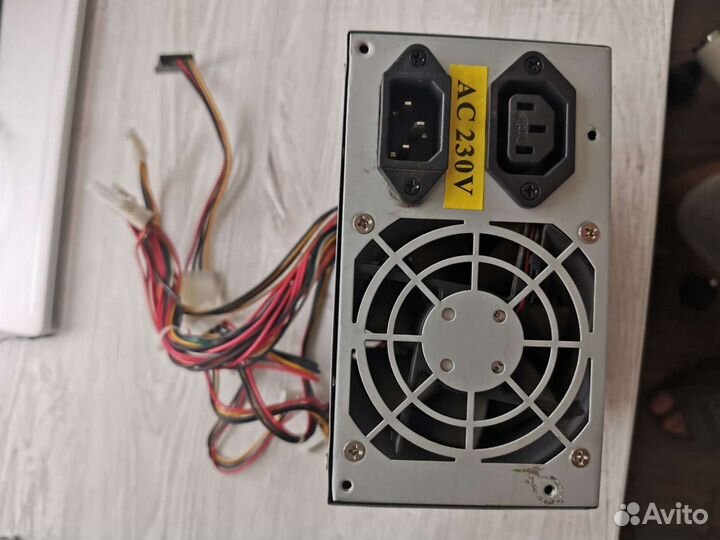 Блок питания