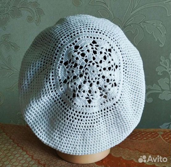 Берет ажурный