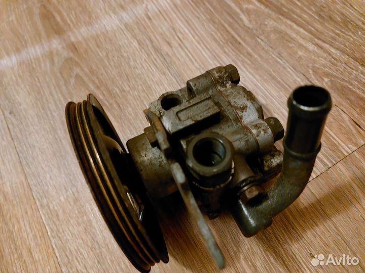 Насос гидроусилителя suzuki vitara. 028145157d. Гур на 10. Гур на 10. Насос гур митсубиси лансер 10.