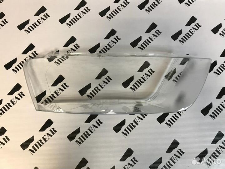 Стекло фары Audi Q3