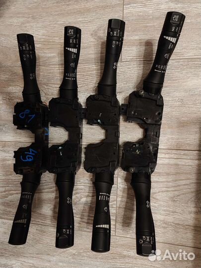 Подрулевой переключатель Nissan