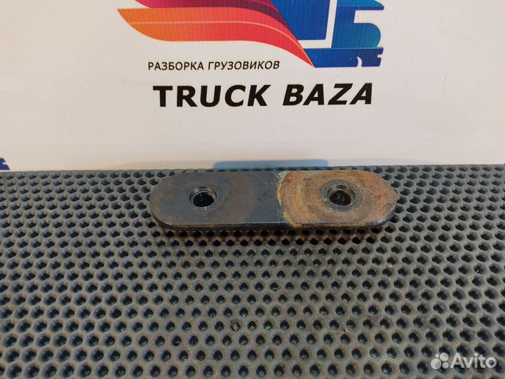 81413030078 Серьга рессоры задней