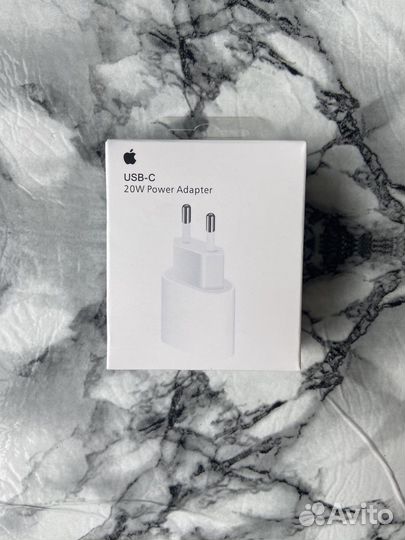 Блок быстрой зарядки 20W для iPhone