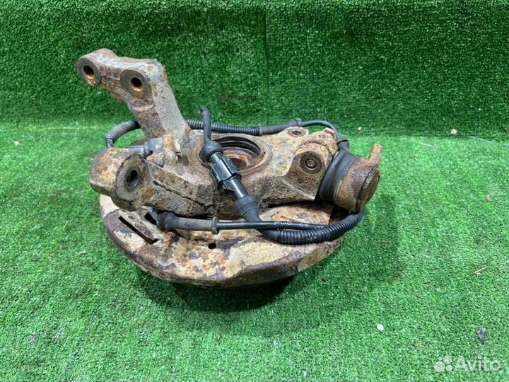 Кулак поворотный передний левый Kia Shuma седан