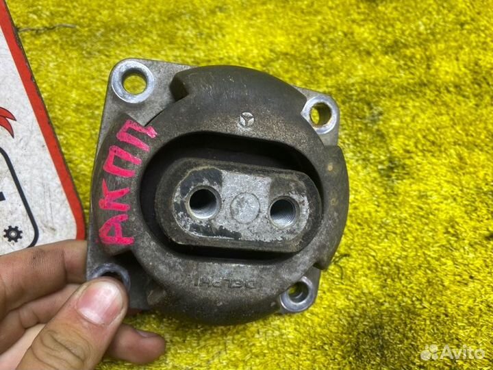 Подушка коробки передач задняя Mercedes-Benz