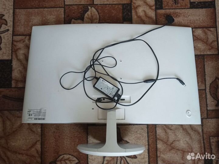 Монитор samsung 32 с разбитой матрицей