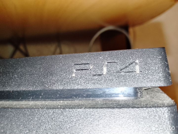 Sony playstation 4 PS4 pro 1tb с геймпадом