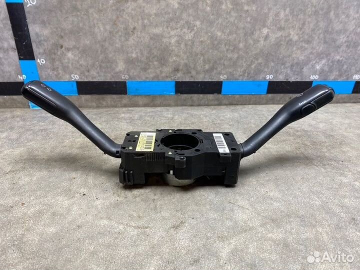 Блок подрулевых переключателей Skoda Octavia A4